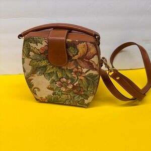 Vintage Floral Tapestry Box Crossbody Bag Brown Hexagon Top Handle Purse